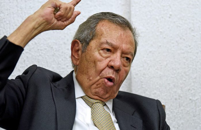 Al ine le sobra dinero: muñoz ledo