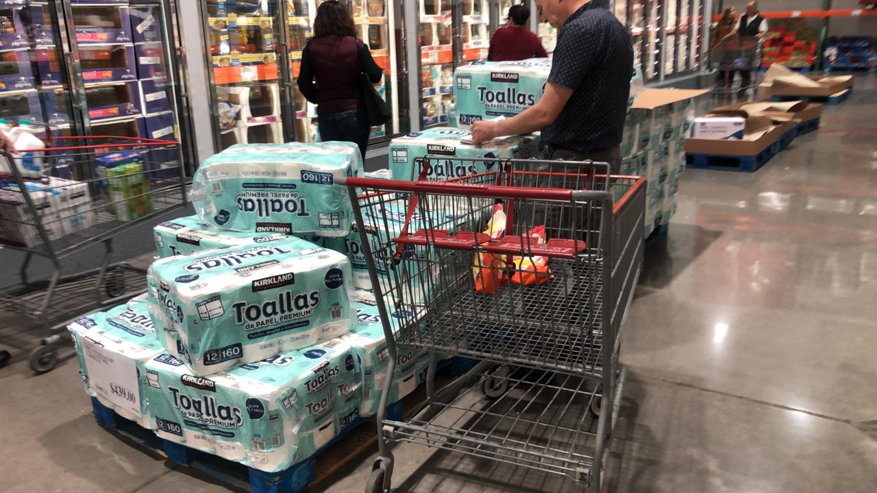 Realizan compras de pánico en costco La Opción de Chihuahua