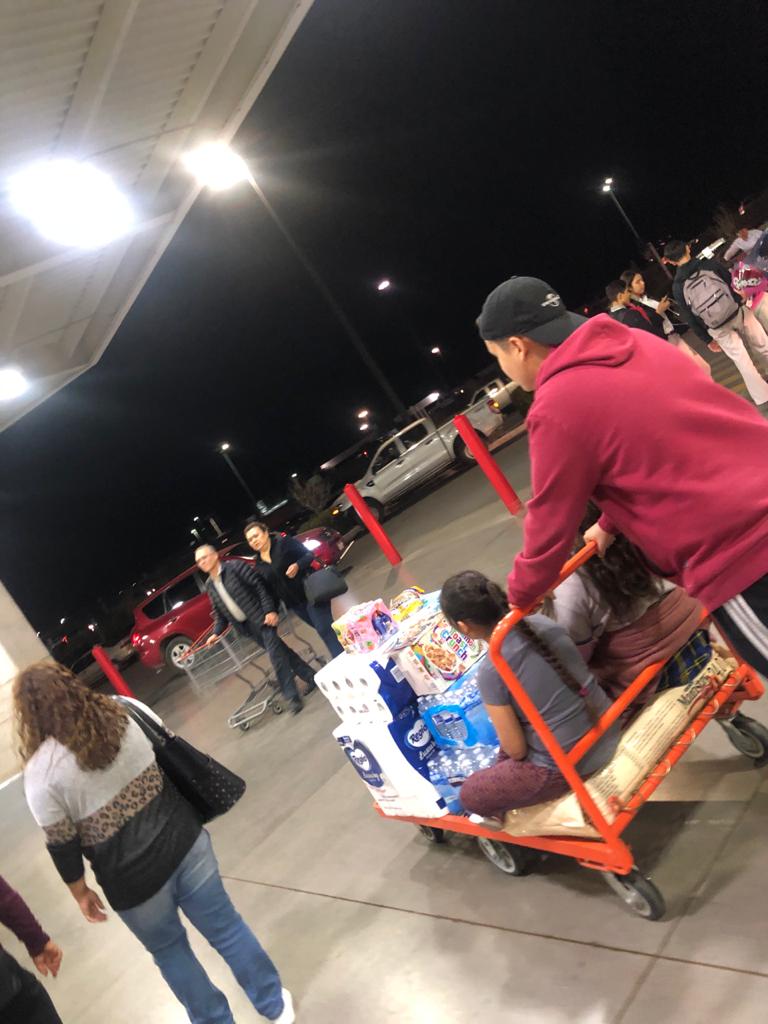 Realizan compras de pánico en costco La Opción de Chihuahua