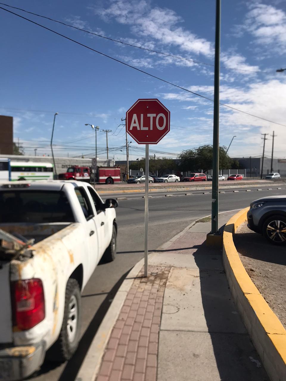 Para garantizar la seguridad de guiadores y peatones