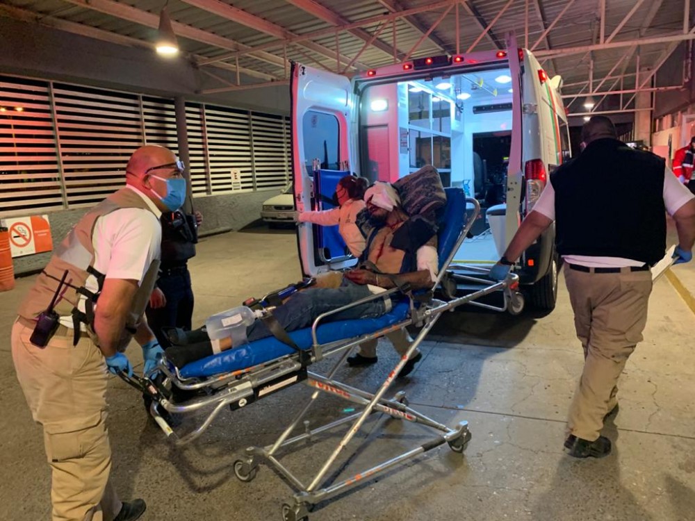 La víctima recibe atención médica