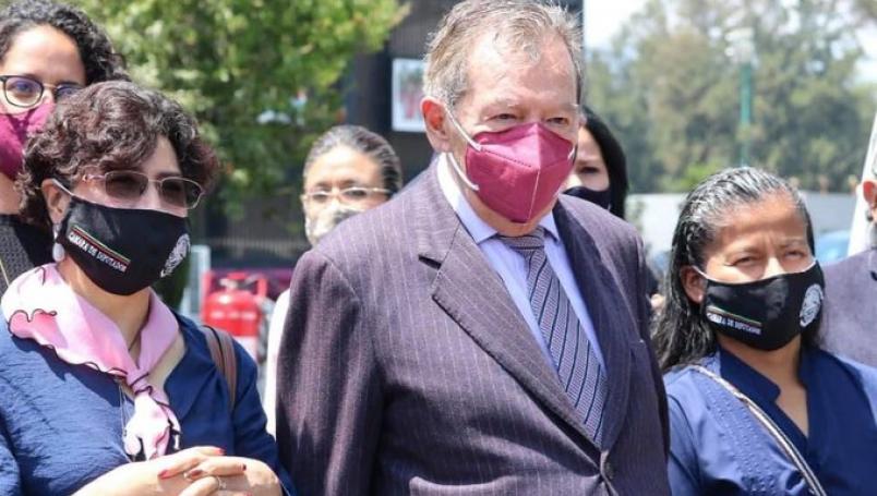 Señaló la entrega ilegal de recursos